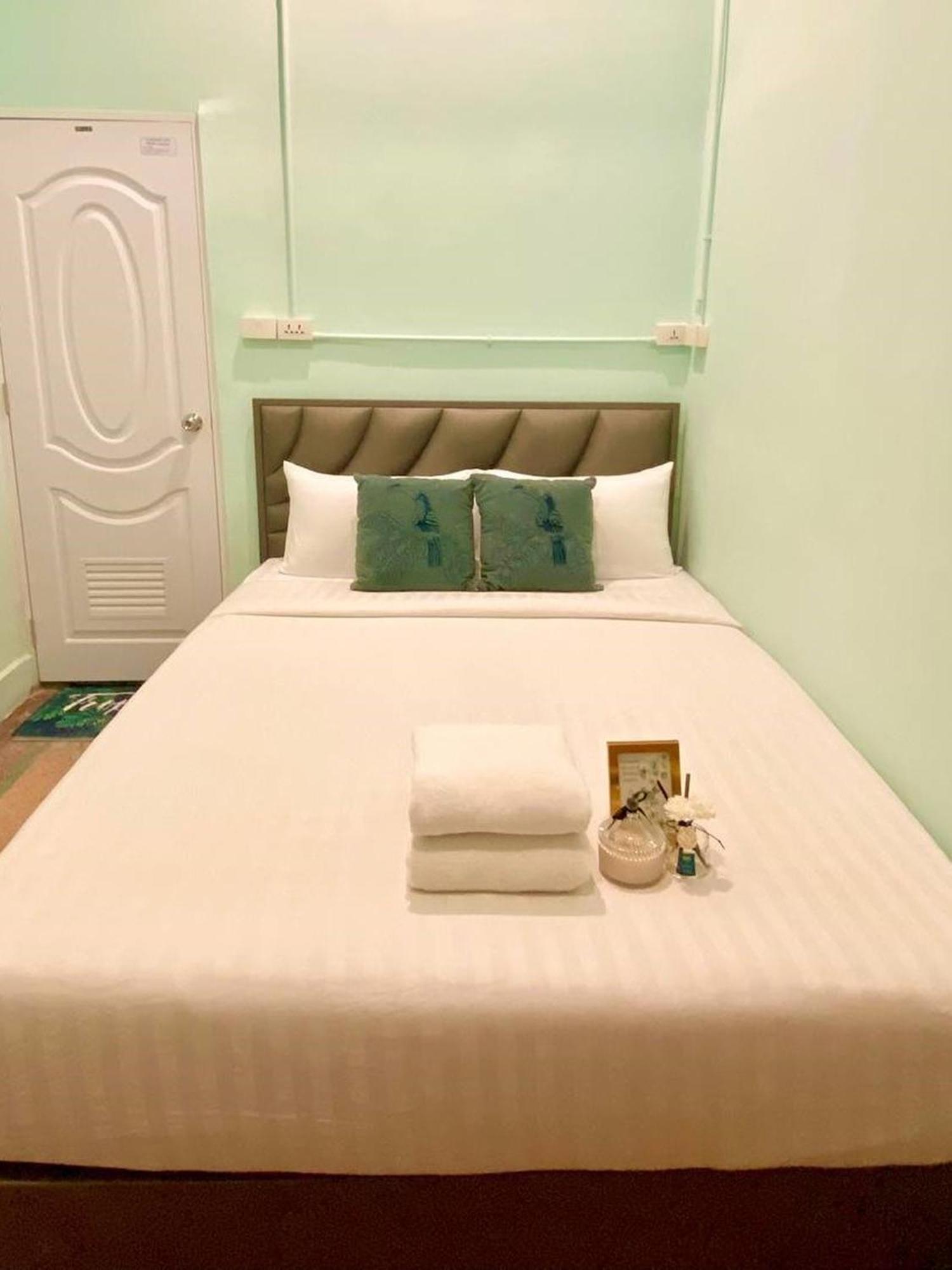 Hostel Lemon Siam Petchaburi Road Бангкок Екстер'єр фото