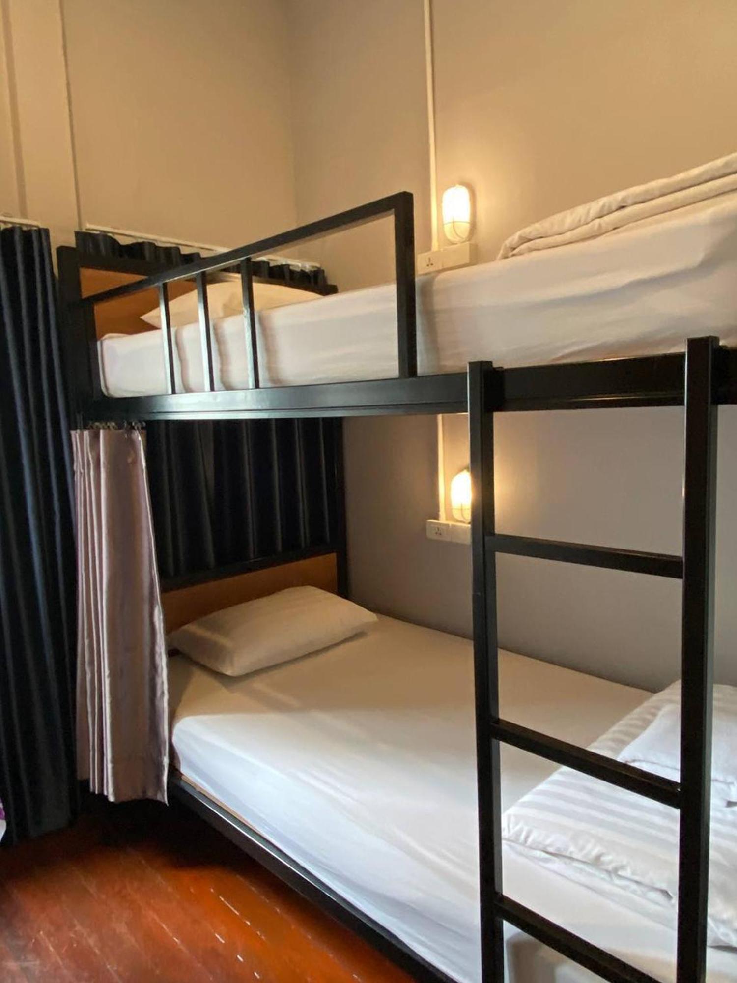 Hostel Lemon Siam Petchaburi Road Бангкок Екстер'єр фото